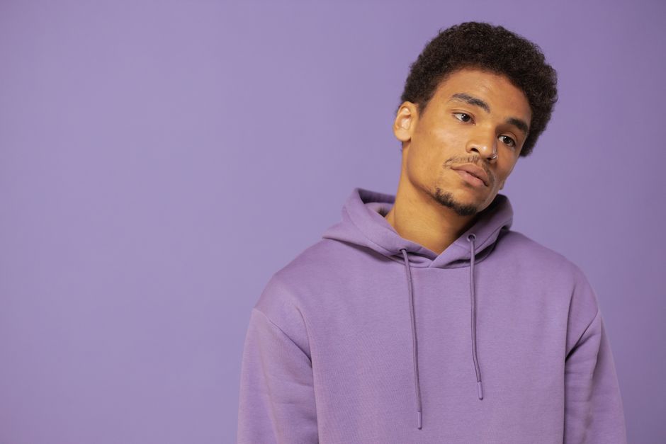 9 Essential Hoodies and Sweatshirts for a Polished Look 9 Essential Hoodies and Sweatshirts for a Polished Look