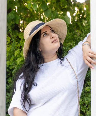 Plus Size Winter Fashion: 6 Warm Outfits That Fit