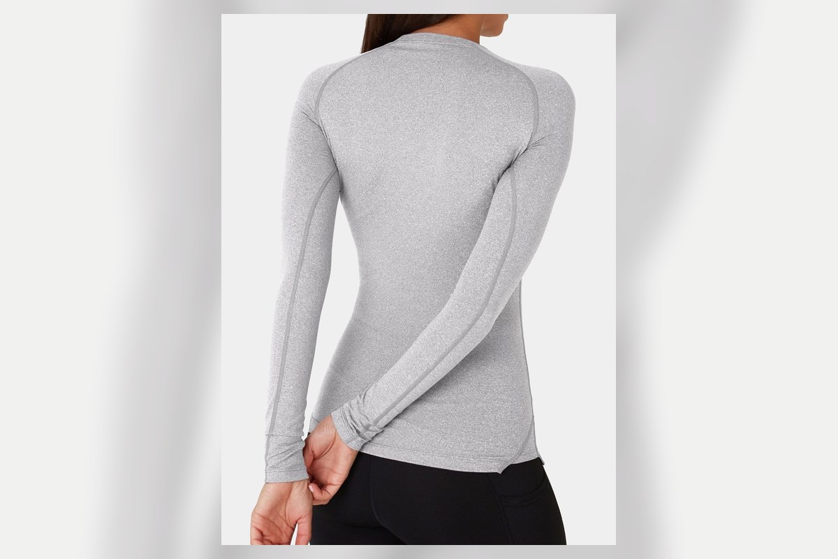 TCA SuperThermal top side view showing close fit and stretch fabric