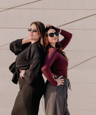 Wide Leg Pants Under 0: Fabric, Fit, and Which Brands to Trust