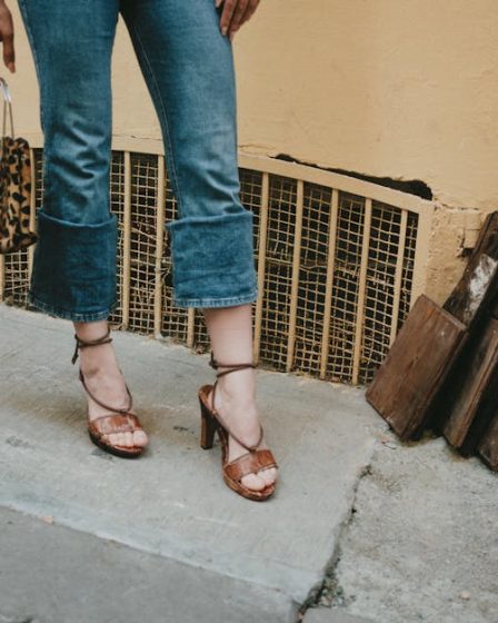 Y2K Fashion Denim: The 5 Cuts That Actually Work in 2026